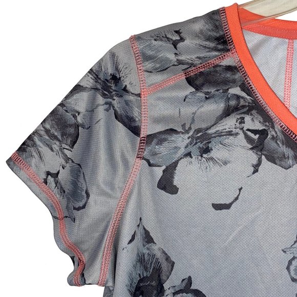 St Johns Bay Gray Floral Quick-Dri Shirt - Picture 2 of 3